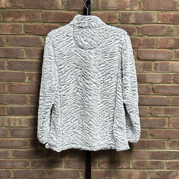 Simply Southern Women’s Grey & White Sherpa Pullover Size Small NEW - Picture 4 of 6